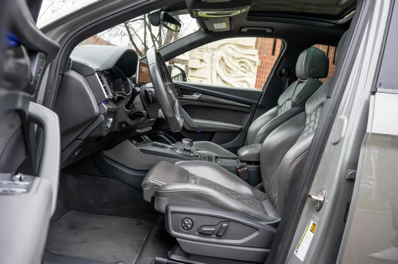 Audi SQ5 Prestige , снимка 9 - Автомобили и джипове - 53063160