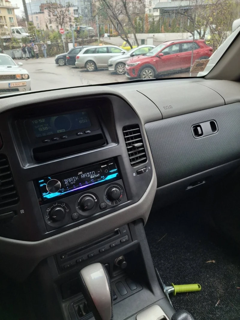 Mitsubishi Pajero Къса база, снимка 7 - Автомобили и джипове - 53423620