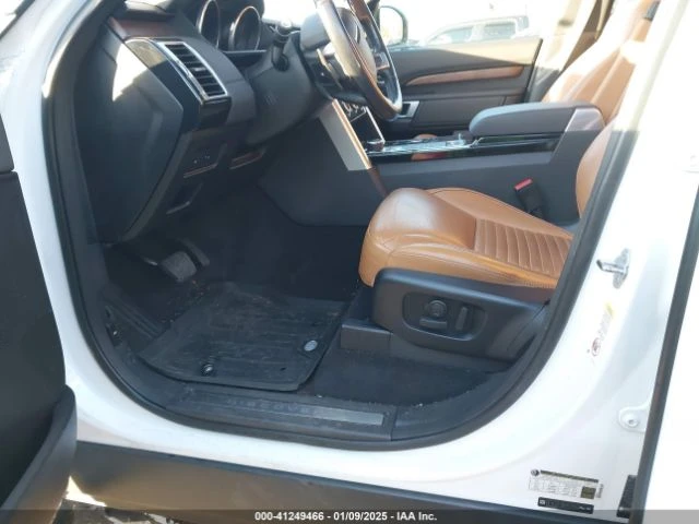 Land Rover Discovery От застраховател, Минимална щета!, снимка 7 - Автомобили и джипове - 48746699