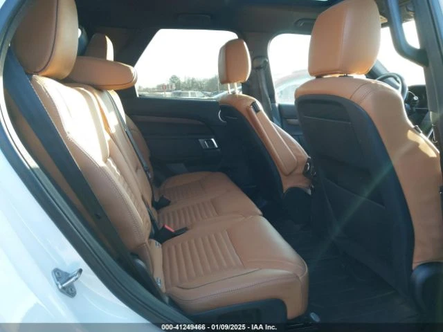 Land Rover Discovery От застраховател, Минимална щета!, снимка 9 - Автомобили и джипове - 48746699