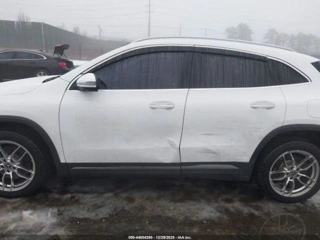 Mercedes-Benz GLA 250 78k km* 4matic* Памет* Remote* 360КАМ* Аuto Park* , снимка 5 - Автомобили и джипове - 53028199