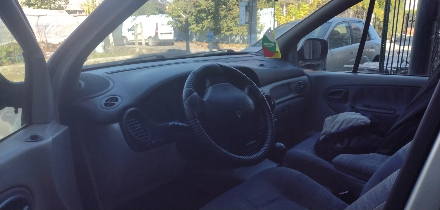 Renault Scenic rx4 1.9 dci - изображение 2