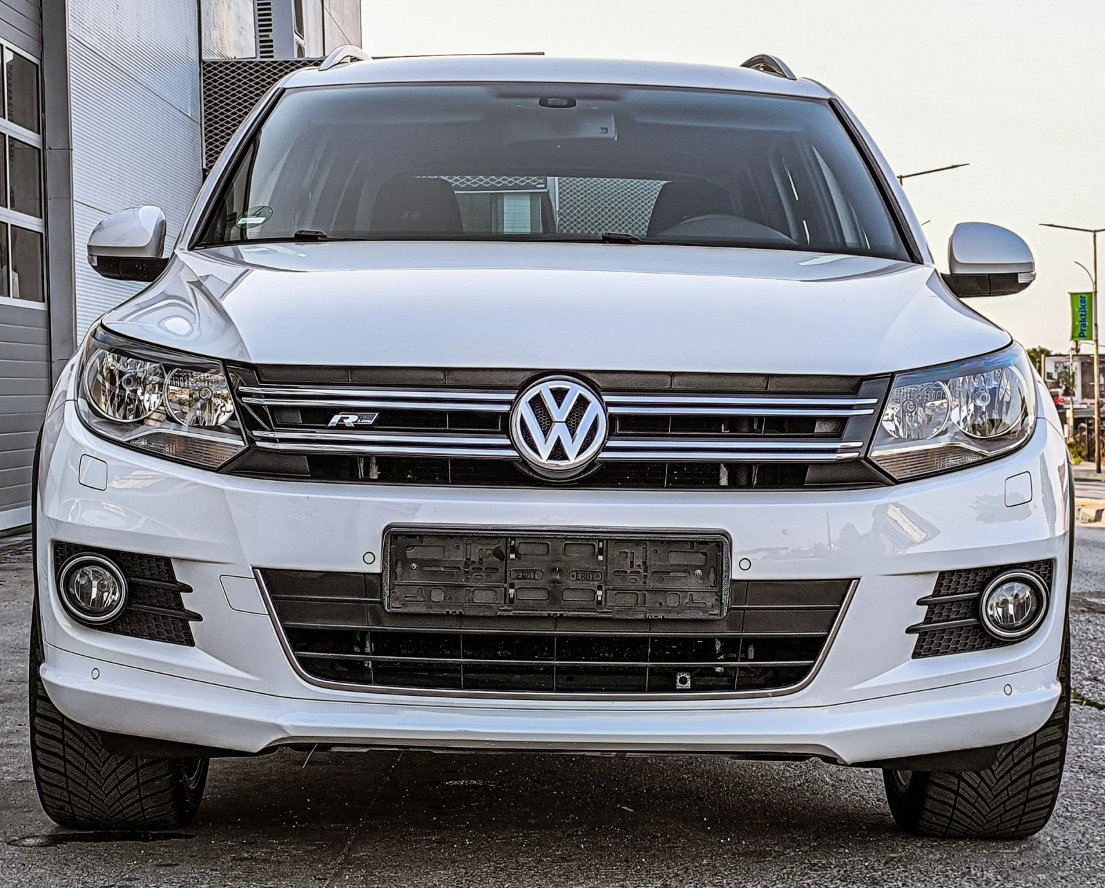 VW Tiguan 2.0TDI 3XR-LINE GERMANY TUV 2027 - изображение 2