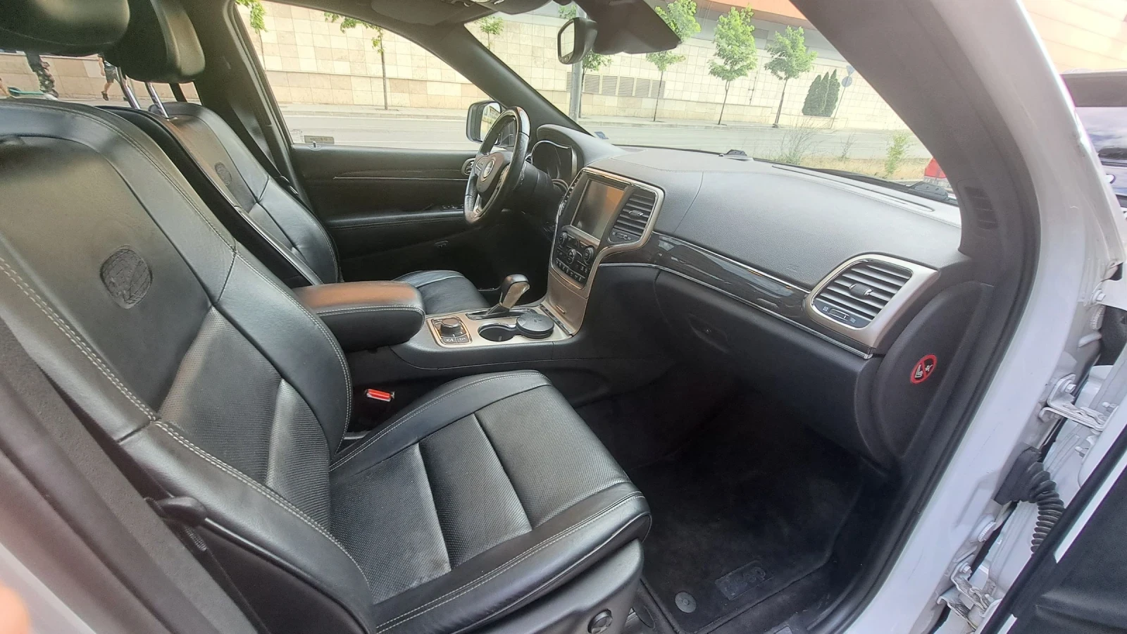 Jeep Grand cherokee OVERLAND  | Mobile.bg   12