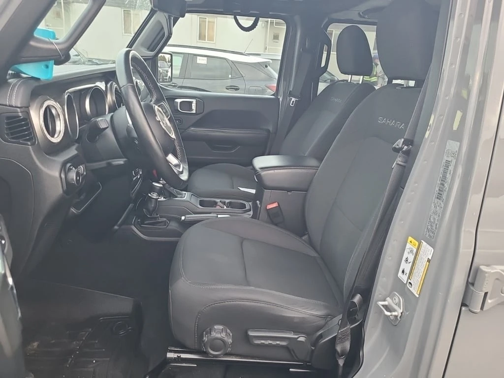 Jeep Wrangler * SAHARA * CARFAX * БЕЗ ПЪРВОНАЧАЛНА ВНОСКА - изображение 8