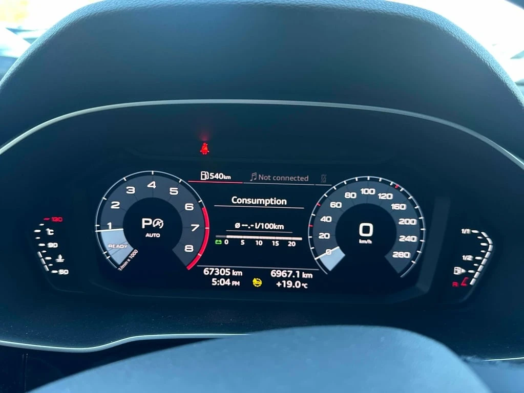 Audi Q3 * Progressiv * CARFAX * БЕЗ ПЪРВОНАЧАЛНА ВНОСКА - изображение 8