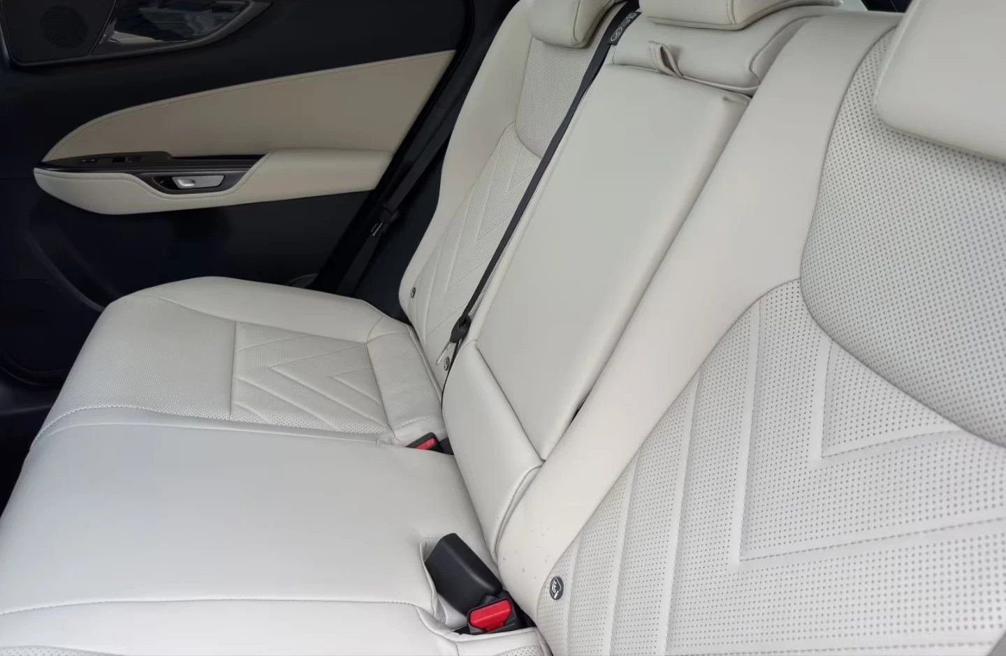 Lexus NX 350h EXECUTIVE/243HP/MEMO/HUD/360/NAVI/LED/KLESS/477g | Mobile.bg   15