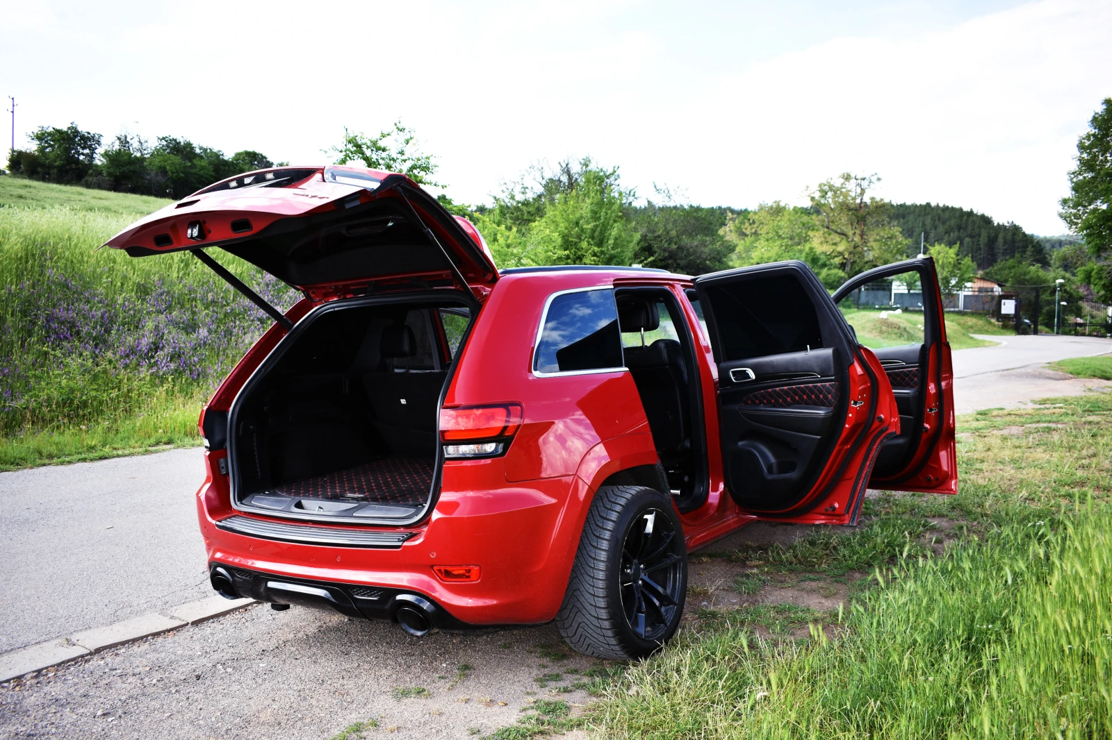 Jeep Grand cherokee SRT, снимка 9 - Автомобили и джипове - 54794488