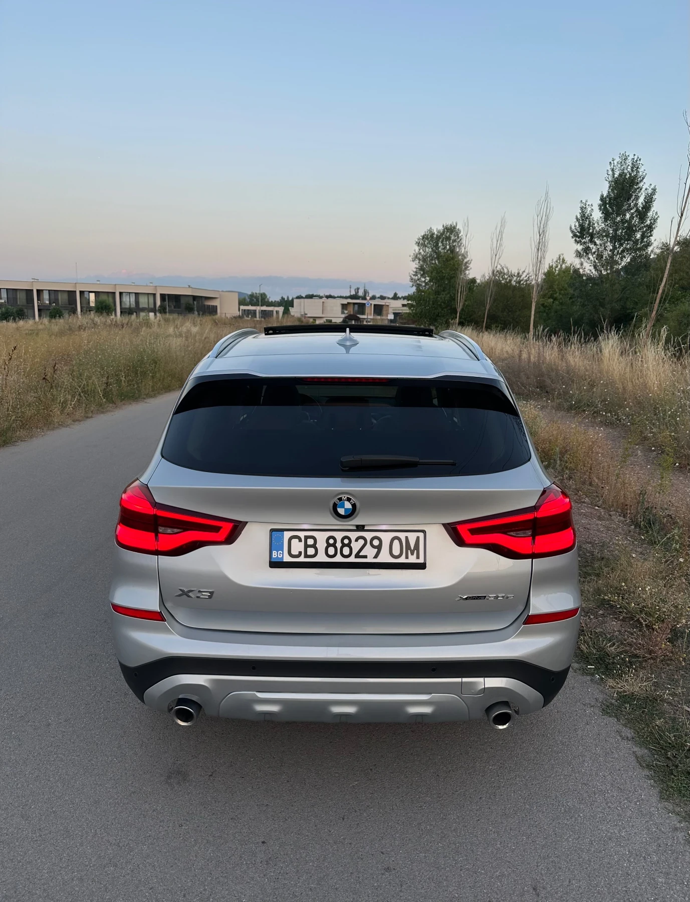 BMW X3 BLIND SPOT/ПАНОРАМА/360/HUD/ПОДГРЕВ/KEYLESS/XDRIVE, снимка 6 - Автомобили и джипове - 55738981
