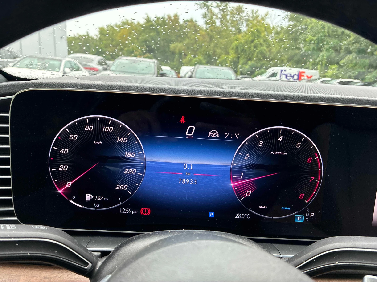 Mercedes-Benz GLE 450 ДИСТРОНИК * BURMESTER * ПОДГРЕВ * ПАНО , снимка 8 - Автомобили и джипове - 56045968