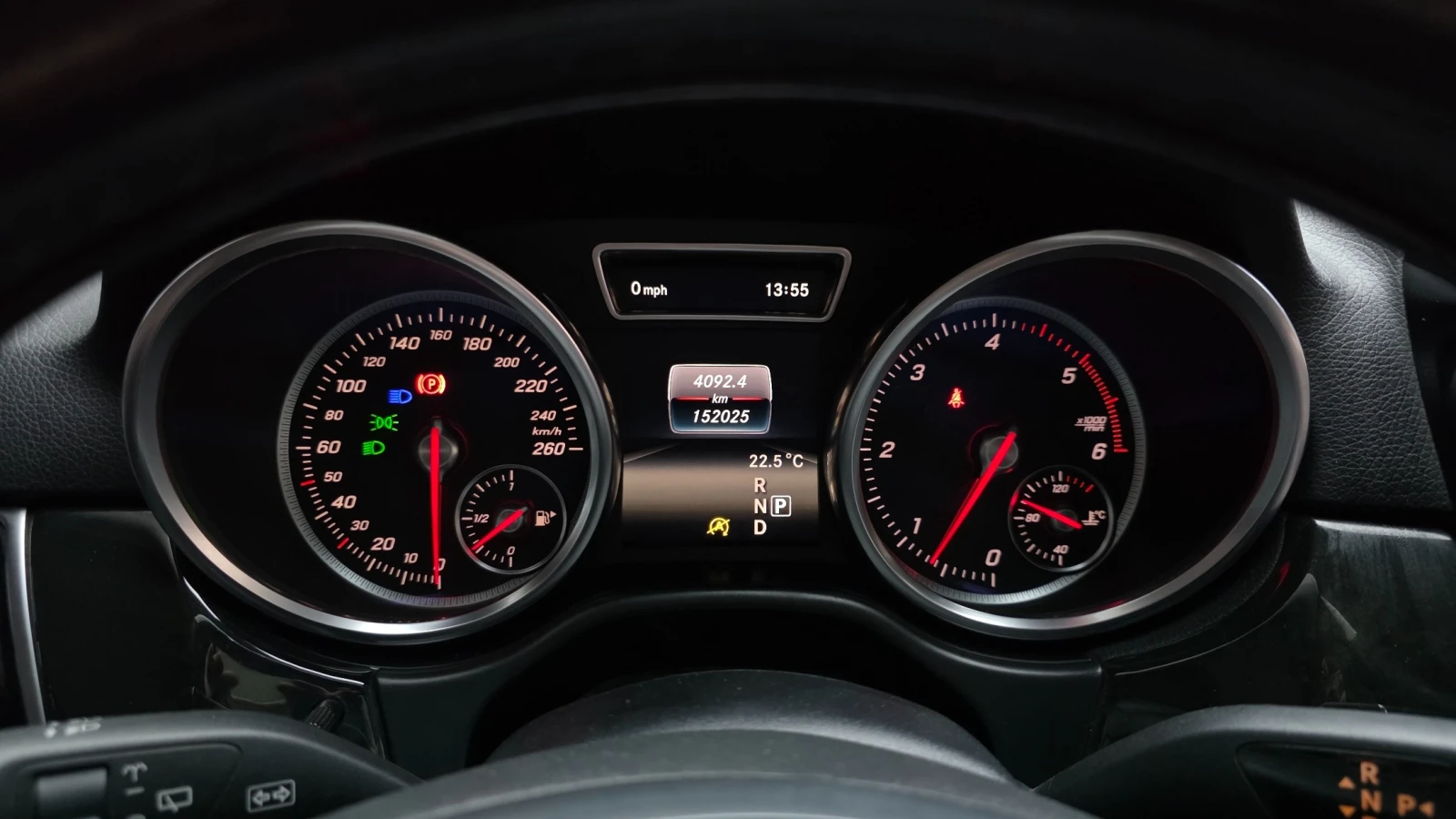 Mercedes-Benz GLE 350 4MATIC AMG LINE * КРАЙНА ЦЕНА* FULL MAX, снимка 10 - Автомобили и джипове - 56092012