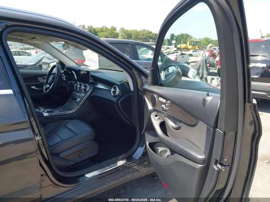 Mercedes-Benz GLC 300 * 4MATIC * CARFAX * ����� �� ����������� *  | Mobile.bg � ����������� 5