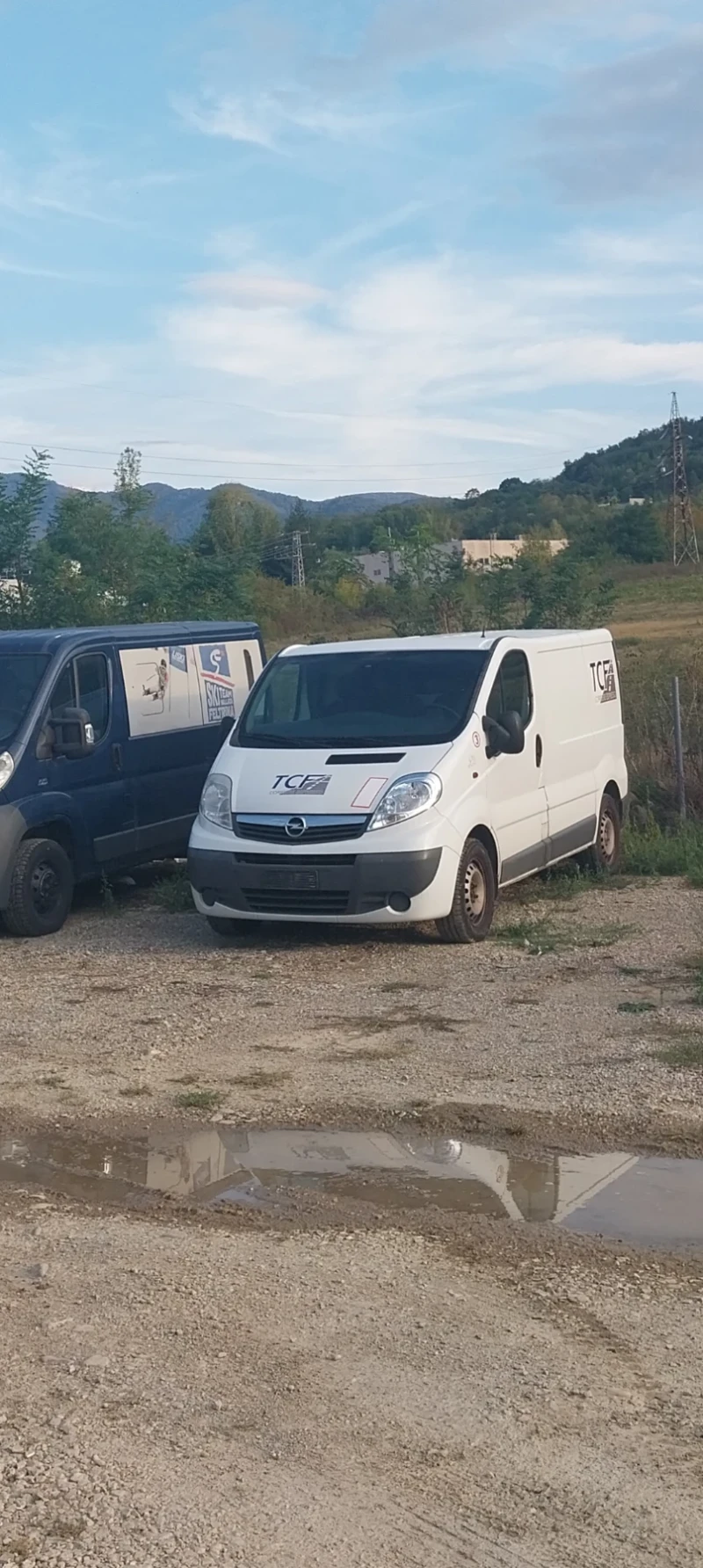 Opel Vivaro ИТАЛИЯ-КЛИМАТИК , снимка 4 - Бусове и автобуси - 47775526