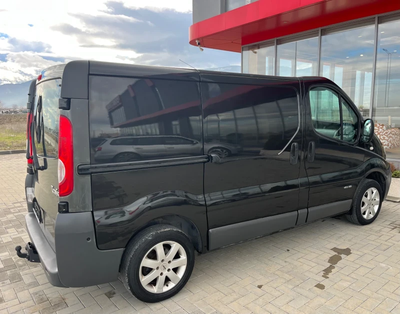 Renault Trafic Продадена!, снимка 6 - Бусове и автобуси - 53288099