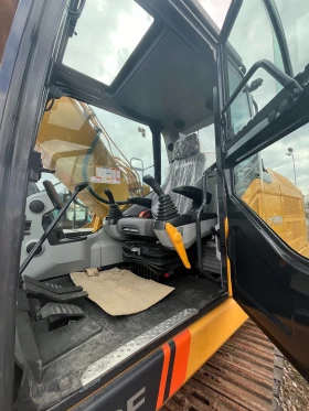 Багер LiuGong 922F, снимка 5