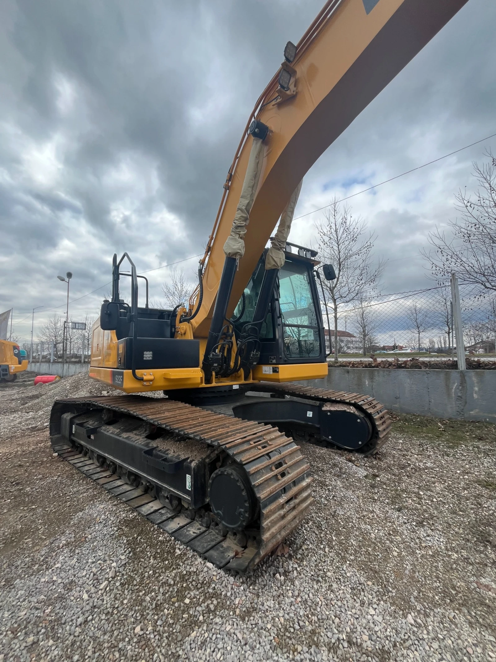 Багер LiuGong 922F, снимка 1