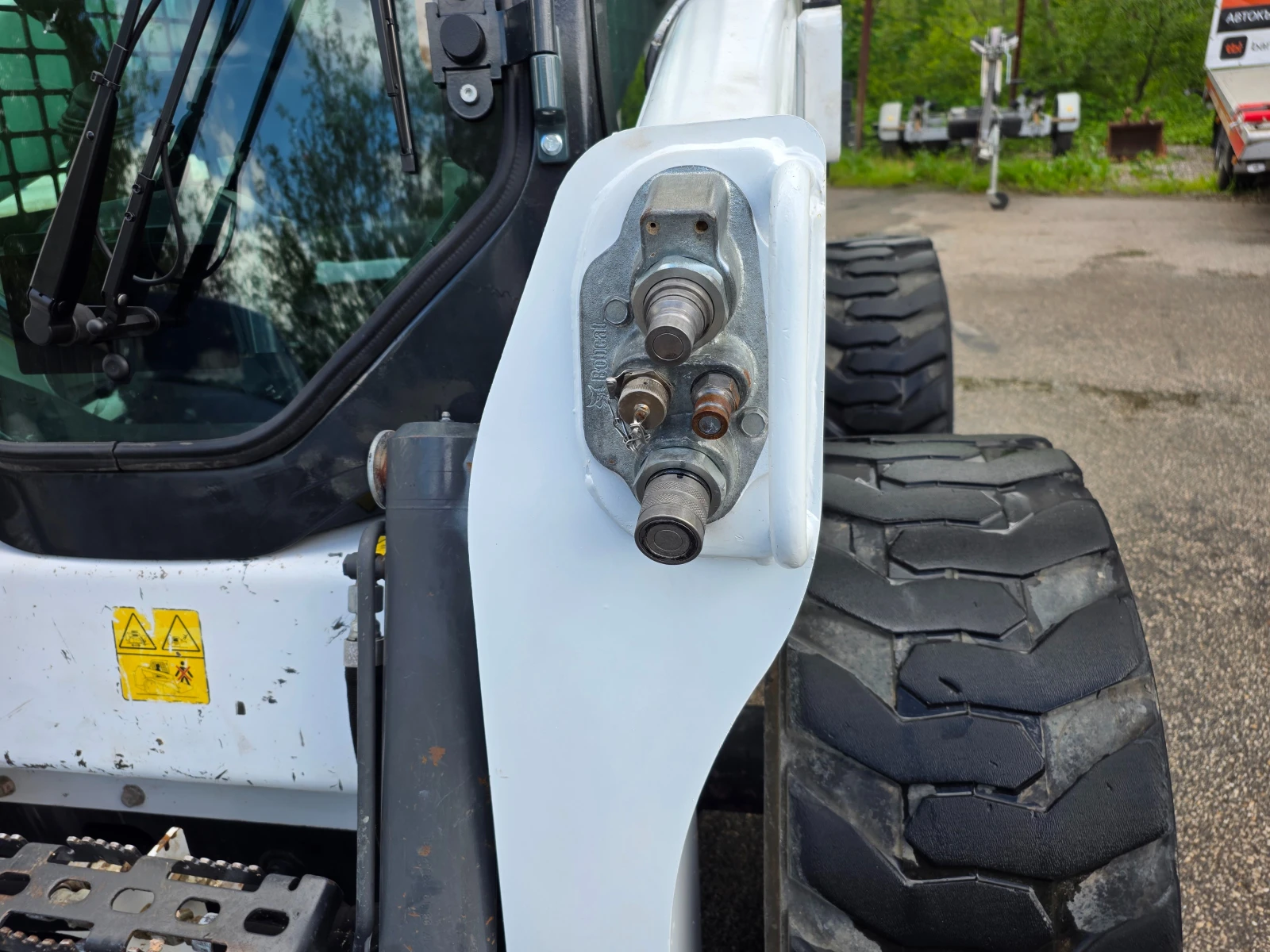 Мини челни товарачи Bobcat S 770-ПЕРФЕКТЕН, снимка 12 - Индустриална техника - 54518068