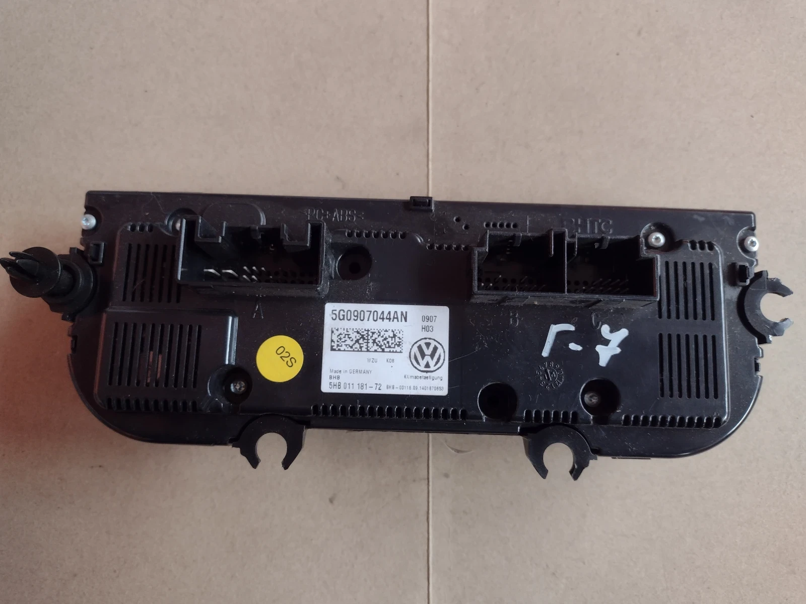 5G0907044AN    VW GOLF VII, PASSAT B8   5HB011181-72 | Mobile.bg   2