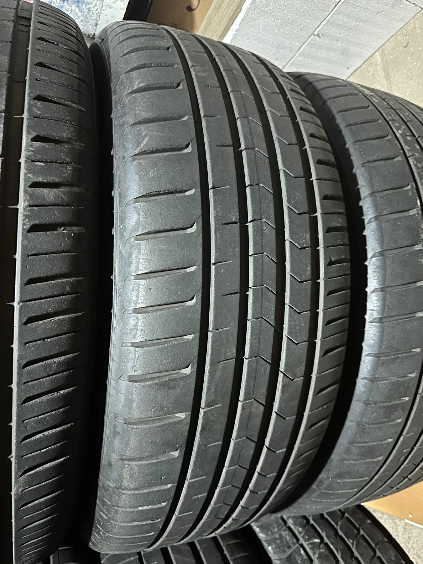 ���� 235/45R19 | Mobile.bg � ����������� 3