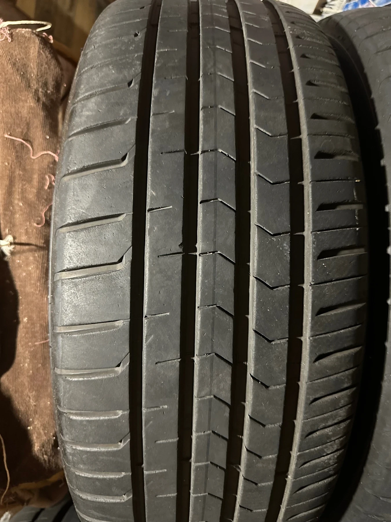 ���� 235/45R19 | Mobile.bg � ����������� 5