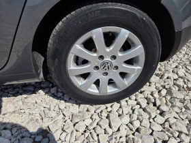 VW Golf 1.6* фабрична газ* Италия, снимка 9