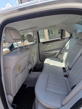 Mercedes-Benz E 300 231 к.с. 9G tronic, снимка 9