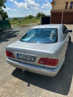 Mercedes-Benz E 200 | Mobile.bg    6