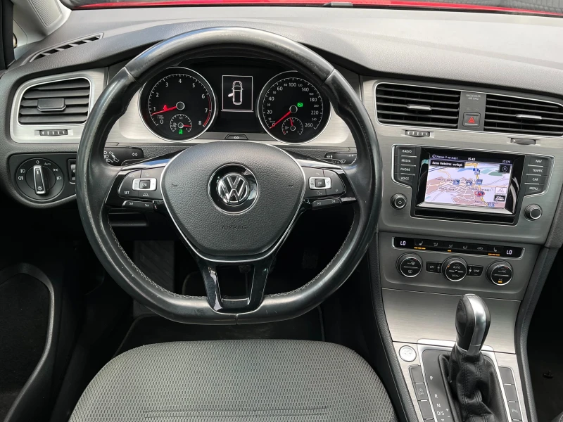 VW Golf 1.4i АВТОМАТИК, снимка 9 - Автомобили и джипове - 40015859