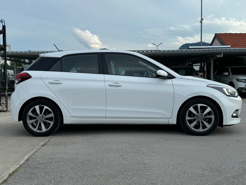 Hyundai I20 1.3i ГАЗ/ БЕНЗИН ИТАЛИЯ, снимка 4 - Автомобили и джипове - 46079195