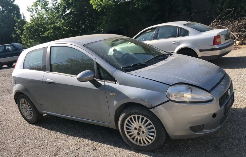 Fiat Punto 1.3 multijet, снимка 2 - Автомобили и джипове - 46163153