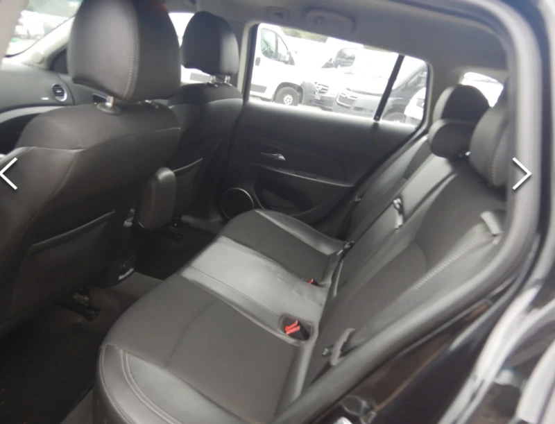 Chevrolet Cruze Facelift 1.7 CDTI 131 к.с КАМЕРА FULL ЕКСТРИ, снимка 12 - Автомобили и джипове - 52093484