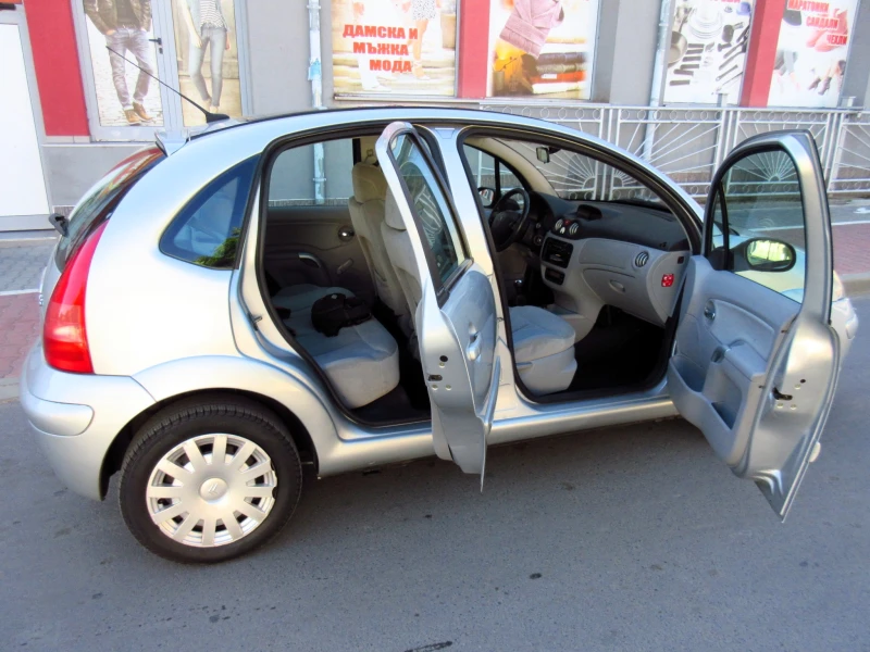 Citroen C3 1.4I Exclusive, снимка 12 - Автомобили и джипове - 47419784