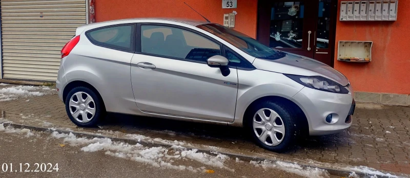 Ford Fiesta 16v A/C (MK-7) EURO-4, снимка 2 - Автомобили и джипове - 48217928