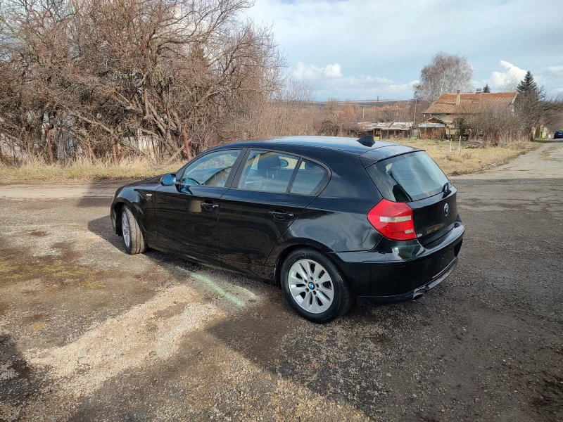 BMW 120 2.0, снимка 17 - Автомобили и джипове - 49000546