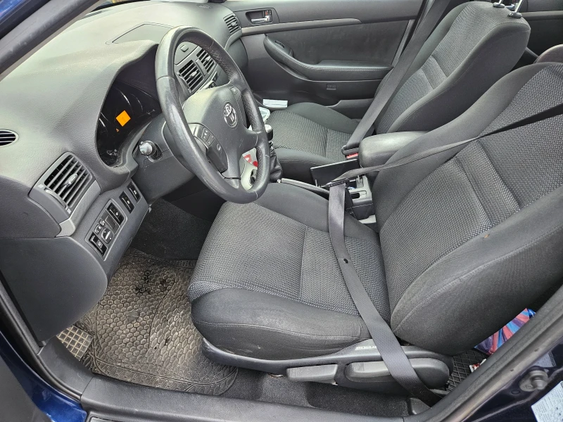 Toyota Avensis, снимка 5 - Автомобили и джипове - 52510482