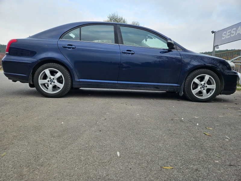 Toyota Avensis, снимка 3 - Автомобили и джипове - 52510482
