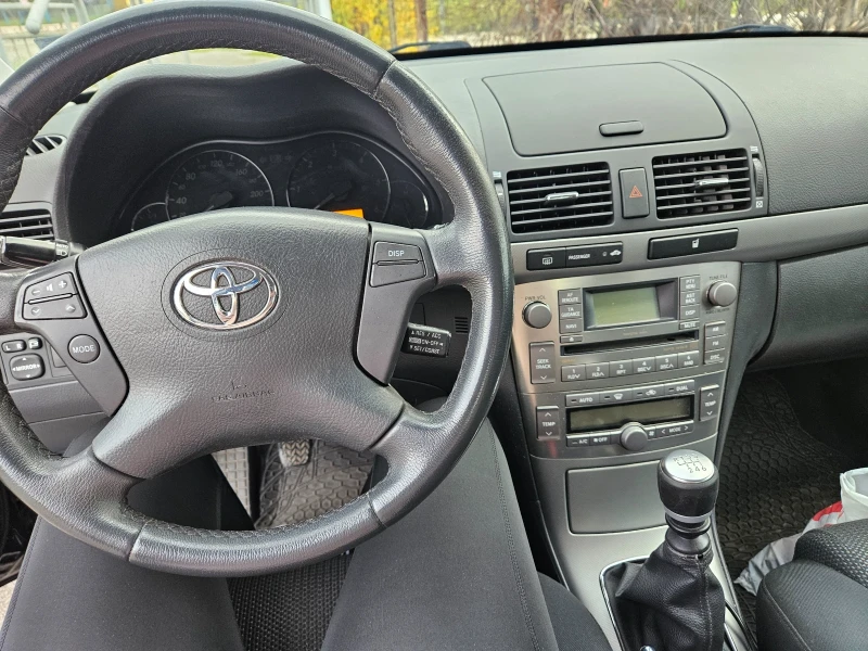 Toyota Avensis, снимка 4 - Автомобили и джипове - 52510482