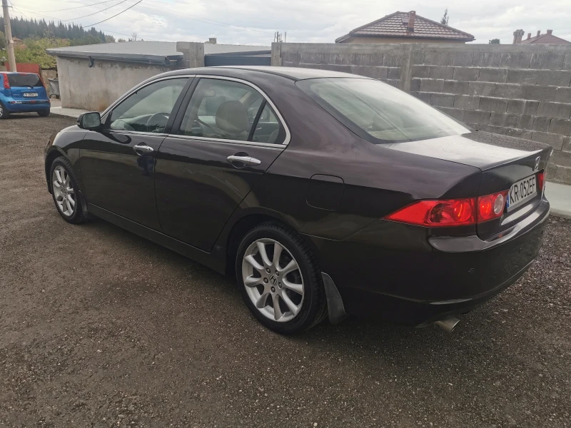 Honda Accord 2.4 executive , снимка 10 - Автомобили и джипове - 52054669