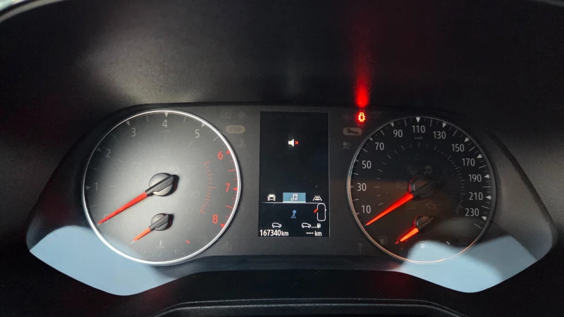 Renault Clio 1.0i EUR.6, снимка 15 - Автомобили и джипове - 52067081