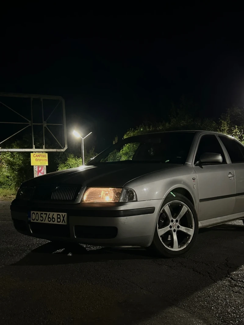 Skoda Octavia 1.9 tdi, снимка 5 - Автомобили и джипове - 52560909