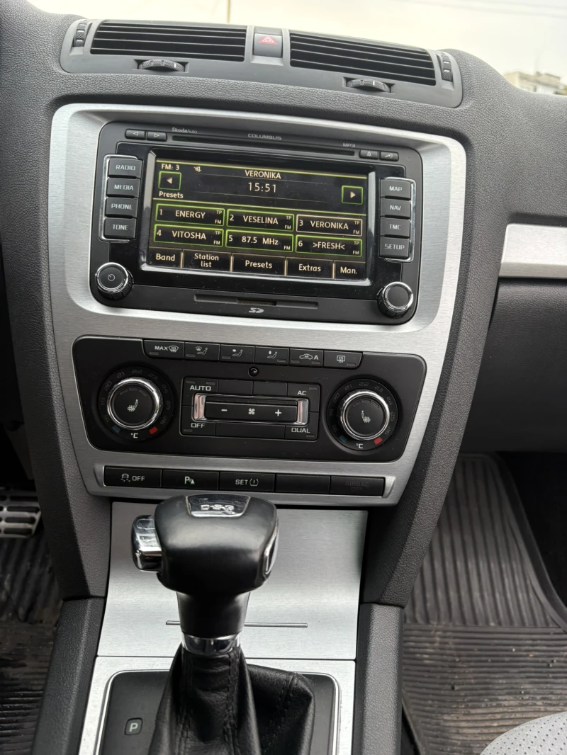 Skoda Octavia VRS, снимка 11 - Автомобили и джипове - 52710039