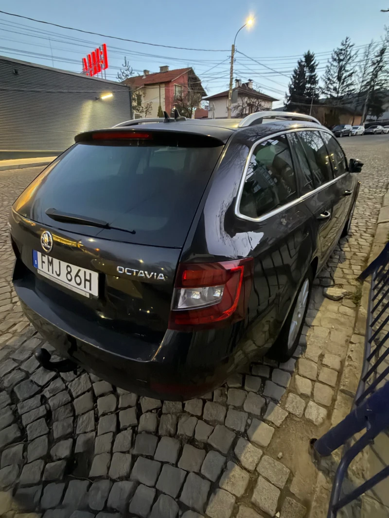 Skoda Octavia 1.5 G Tech Метан Автомат, снимка 4 - Автомобили и джипове - 53085811