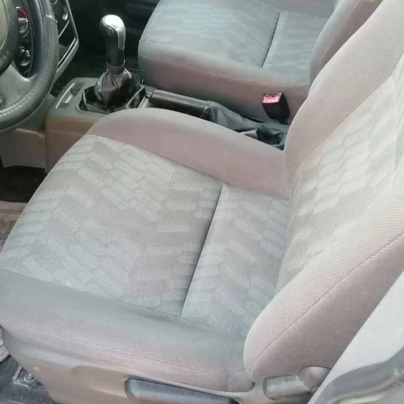 Ford Tourneo Connect 1.8i 115 k.c, снимка 6 - Автомобили и джипове - 53140383