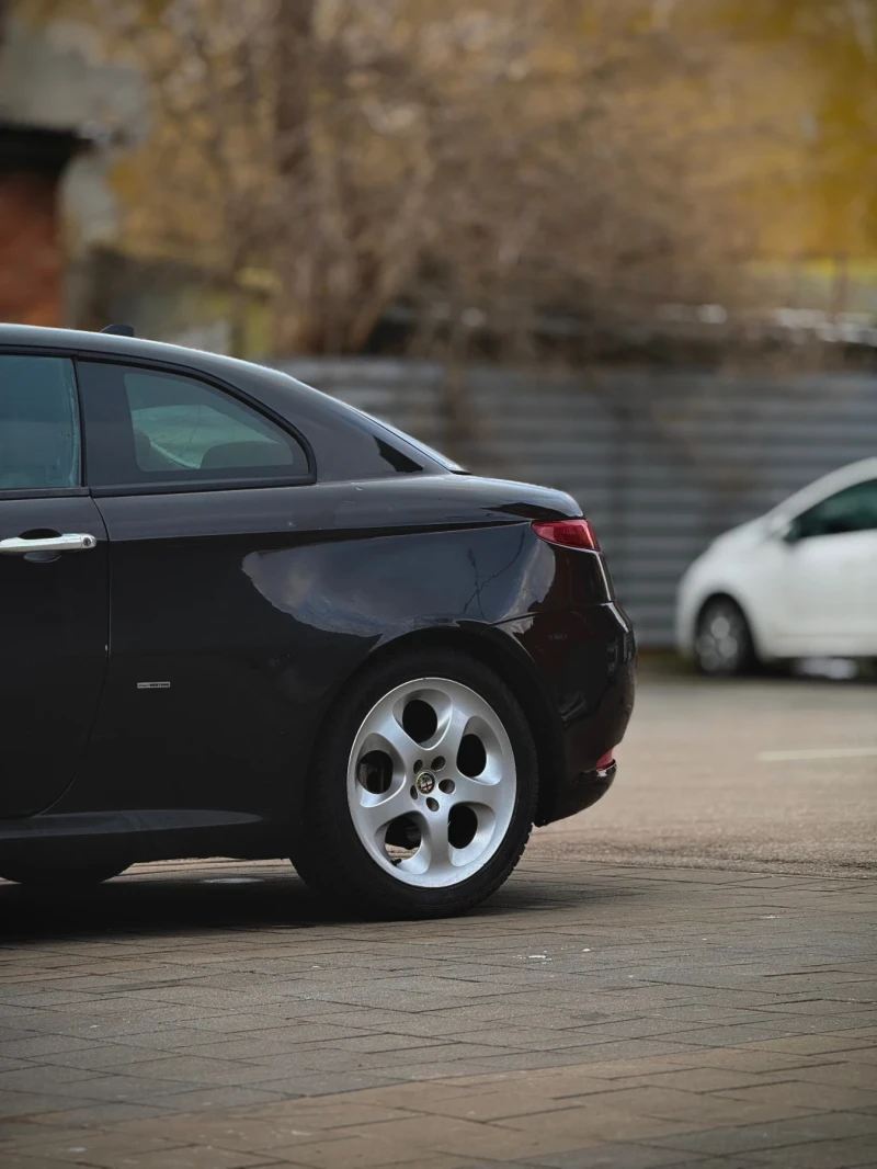 Alfa Romeo Gt 1.9 JTDm , снимка 3 - Автомобили и джипове - 53357700