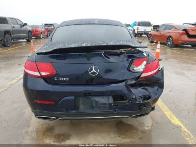 Mercedes-Benz C 300  - изображение 6