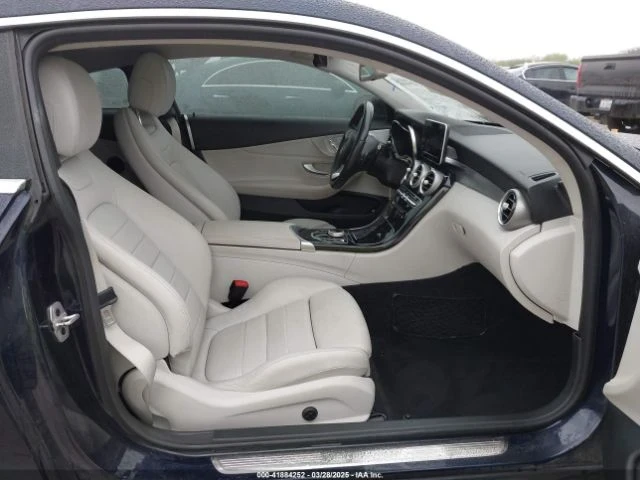 Mercedes-Benz C 300  - изображение 9