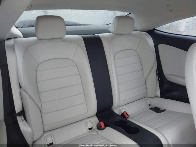 Mercedes-Benz C 300  - изображение 10