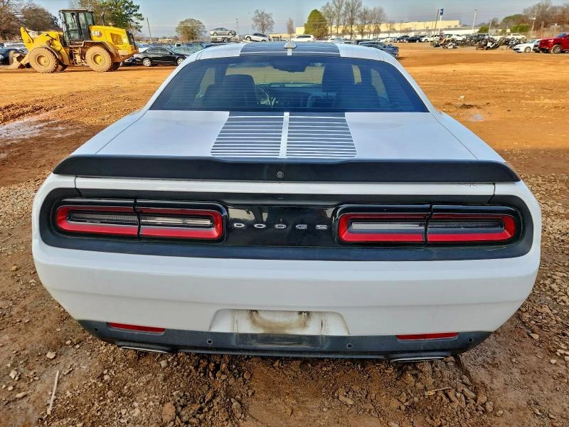 Dodge Challenger 3.6L 6 Rear-wheel drive, снимка 11 - Автомобили и джипове - 53373503