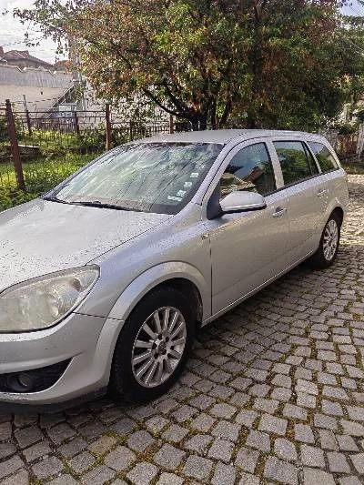 Opel Astra 1.7 дизел 110кс , снимка 2 - Автомобили и джипове - 55771205