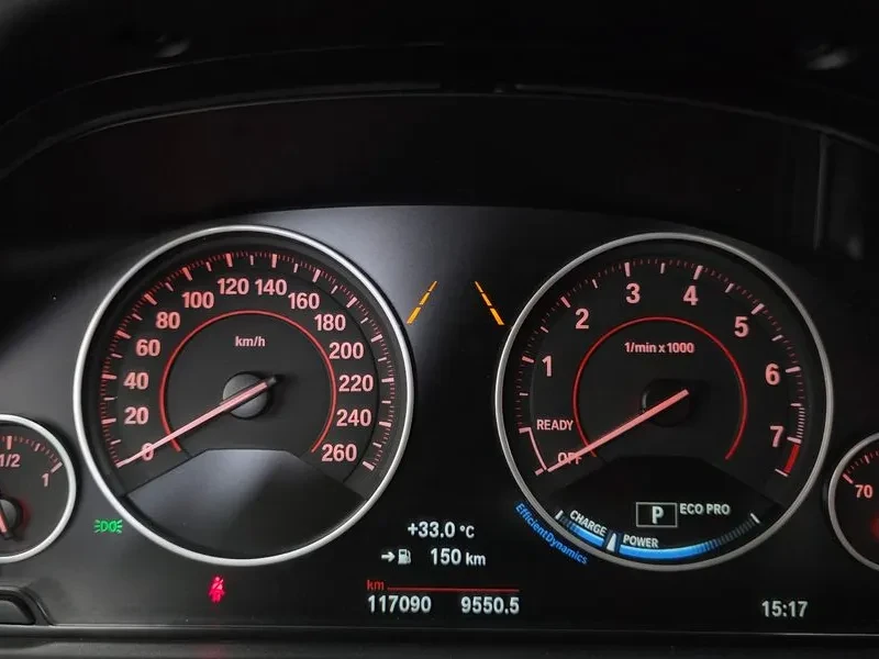 BMW 330 I M Sports, снимка 8 - Автомобили и джипове - 55803581